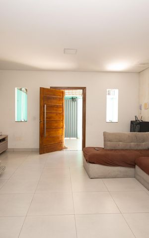 Casa de condomínio à venda com 140m², 2 quartos e 2 vagas Casa de condomínio à venda com 140m², 2 quartos e 2 vagasSala