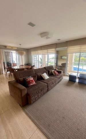 Apartamento à venda com 283m², 4 quartos e 4 vagas