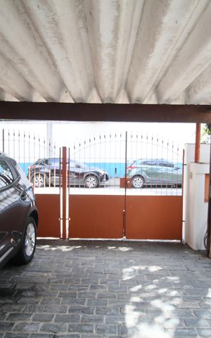 Casa à venda com 346m², 4 quartos e 3 vagasGaragem