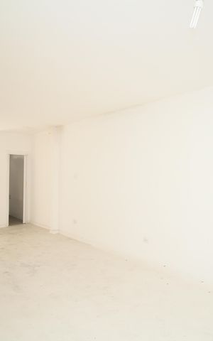 Casa à venda com 346m², 4 quartos e 3 vagasPonto de Comercio 1 - Subsolo
