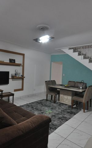 Casa para alugar com 120m², 2 quartos e 2 vagasSala