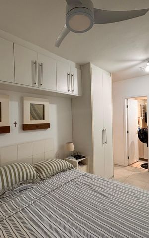 Apartamento à venda com 107m², 4 quartos e 2 vagas Apartamento à venda com 107m², 4 quartos e 2 vagasSuíte