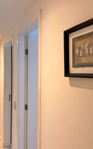 Apartamento à venda com 107m², 4 quartos e 2 vagas Apartamento à venda com 107m², 4 quartos e 2 vagasCorredor