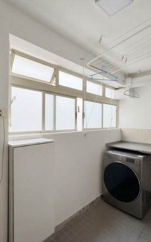 Apartamento à venda com 117m², 2 quartos e 2 vagas Apartamento à venda com 117m², 2 quartos e 2 vagasÁrea de Serviço