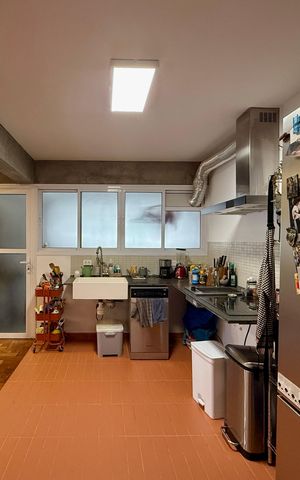 Apartamento à venda com 117m², 2 quartos e 2 vagas Apartamento à venda com 117m², 2 quartos e 2 vagasCozinha