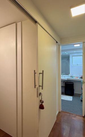 Apartamento à venda com 117m², 2 quartos e 2 vagas Apartamento à venda com 117m², 2 quartos e 2 vagasCorredo Quartos