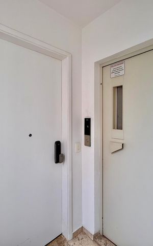 Apartamento à venda com 117m², 2 quartos e 2 vagas Apartamento à venda com 117m², 2 quartos e 2 vagasHall Social Apartamento