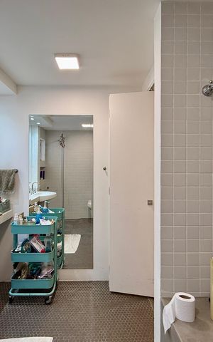Apartamento à venda com 117m², 2 quartos e 2 vagas Apartamento à venda com 117m², 2 quartos e 2 vagasBanheiro