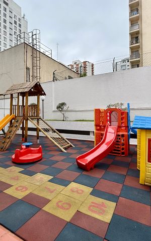 Apartamento à venda com 117m², 2 quartos e 2 vagas Apartamento à venda com 117m², 2 quartos e 2 vagasPlayground