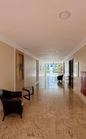 Apartamento à venda com 117m², 2 quartos e 2 vagas Apartamento à venda com 117m², 2 quartos e 2 vagasHall Social Bloco