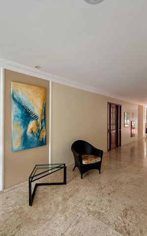 Apartamento à venda com 117m², 2 quartos e 2 vagas Apartamento à venda com 117m², 2 quartos e 2 vagasHall Social Bloco