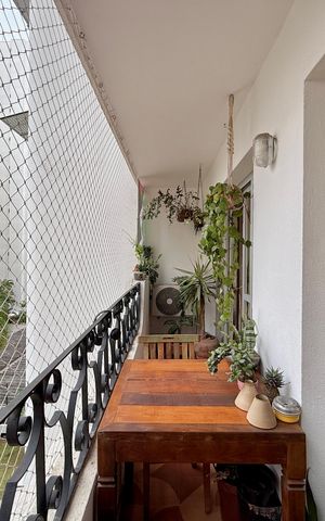Apartamento à venda com 117m², 2 quartos e 2 vagas Apartamento à venda com 117m², 2 quartos e 2 vagasSacada