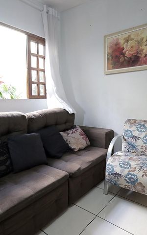 Casa à venda com 144m², 3 quartos e 2 vagas Casa à venda com 144m², 3 quartos e 2 vagasSala