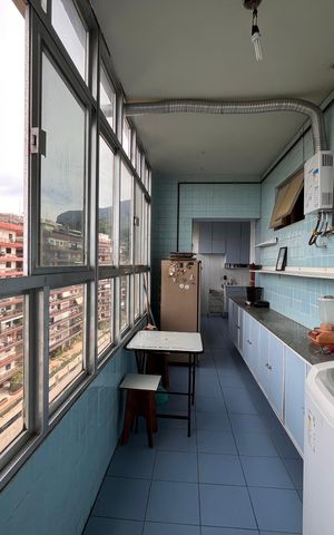 Apartamento à venda com 197m², 3 quartos e 1 vaga Apartamento à venda com 197m², 3 quartos e 1 vagaÁrea de Serviço