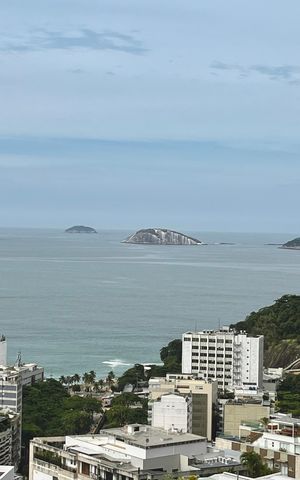 Apartamento à venda com 197m², 3 quartos e 1 vaga