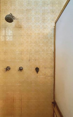 Apartamento à venda com 197m², 3 quartos e 1 vaga Apartamento à venda com 197m², 3 quartos e 1 vagaBanheiro social