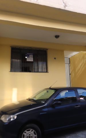 Casa à venda com 90m², 3 quartos e 1 vagaFachada
