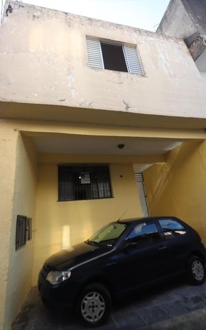 Casa à venda com 90m², 3 quartos e 1 vagaFachada