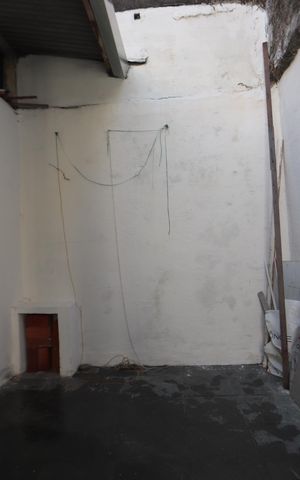 Casa à venda com 90m², 3 quartos e 1 vagaÁrea externa