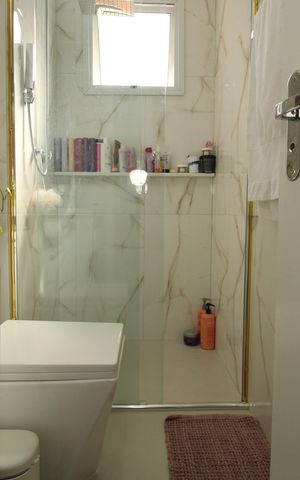 Apartamento à venda com 55m², 2 quartos e 1 vagaBanheiro Social