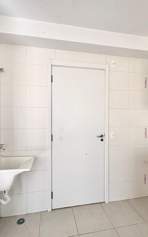 Apartamento à venda com 33m², 2 quartos e sem vaga Apartamento à venda com 33m², 2 quartos e sem vagaCozinha e Área de Serviço