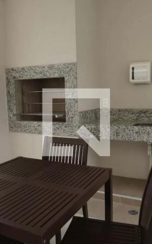 Apartamento à venda com 33m², 2 quartos e sem vaga Apartamento à venda com 33m², 2 quartos e sem vagaÁrea comum - Churrasqueira