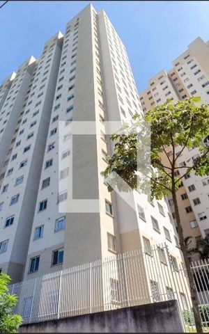Apartamento à venda com 33m², 2 quartos e sem vaga Apartamento à venda com 33m², 2 quartos e sem vagaFachada