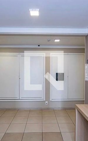 Apartamento à venda com 33m², 2 quartos e sem vaga Apartamento à venda com 33m², 2 quartos e sem vagaHall