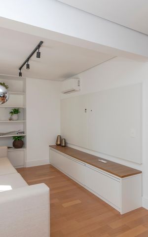 Apartamento à venda com 108m², 2 quartos e 1 vaga Apartamento à venda com 108m², 2 quartos e 1 vagaSala