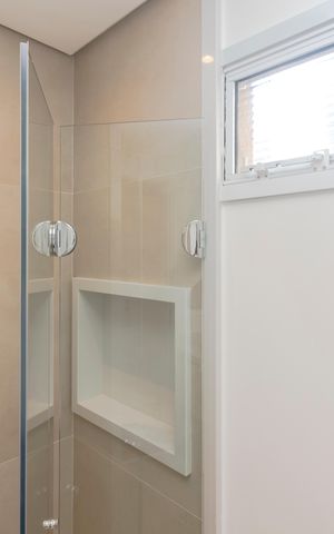 Apartamento à venda com 108m², 2 quartos e 1 vaga Apartamento à venda com 108m², 2 quartos e 1 vagaBanheiro