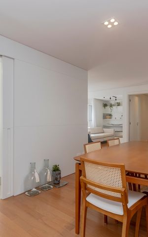 Apartamento à venda com 108m², 2 quartos e 1 vaga Apartamento à venda com 108m², 2 quartos e 1 vagaSala