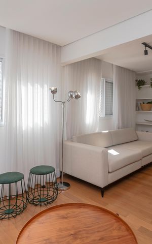 Apartamento à venda com 108m², 2 quartos e 1 vaga Apartamento à venda com 108m², 2 quartos e 1 vagaSala