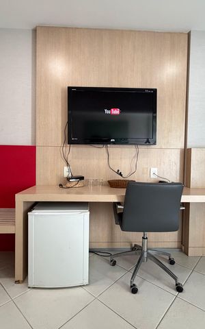 Studio para alugar com 37m², 1 quarto e 1 vaga Studio para alugar com 37m², 1 quarto e 1 vagaQuarto