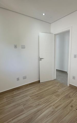 Casa de condomínio à venda com 304m², 4 quartos e 4 vagasQuarto