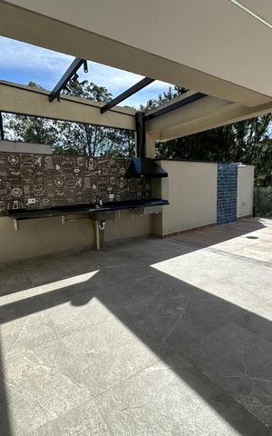 Casa de condomínio à venda com 304m², 4 quartos e 4 vagasChurrasqueira