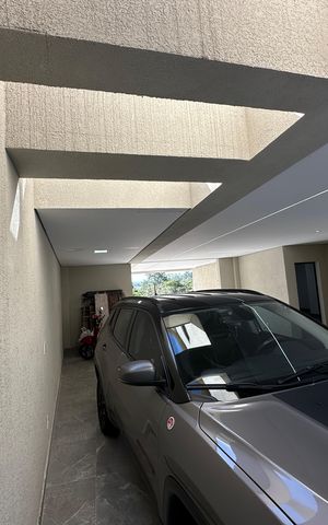 Casa de condomínio à venda com 304m², 4 quartos e 4 vagasGaragem