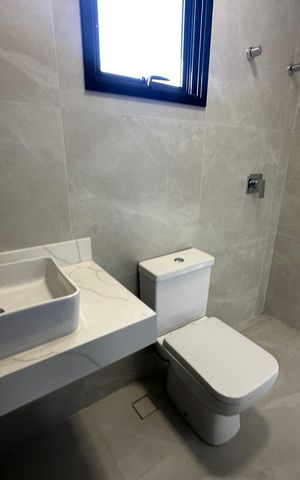 Casa de condomínio à venda com 304m², 4 quartos e 4 vagasBanheiro da Suíte 3