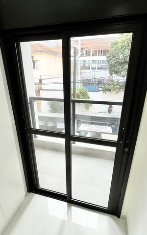 Casa à venda com 123m², 3 quartos e 2 vagas Casa à venda com 123m², 3 quartos e 2 vagasVaranda
