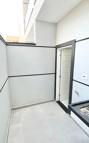 Casa à venda com 123m², 3 quartos e 2 vagas Casa à venda com 123m², 3 quartos e 2 vagasCozinha