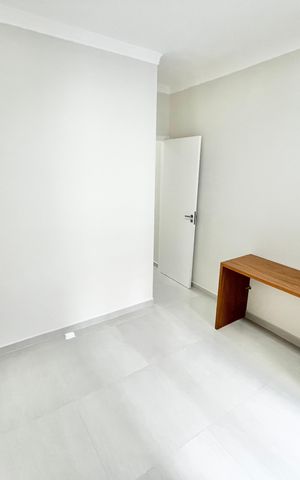Casa à venda com 123m², 3 quartos e 2 vagas Casa à venda com 123m², 3 quartos e 2 vagasQuarto 2 - Suíte