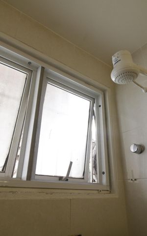 Casa de condomínio para alugar com 375m², 4 quartos e 2 vagasBanheiro