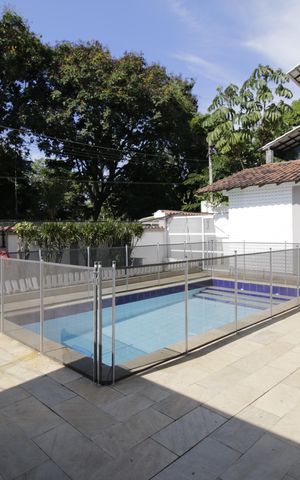 Casa de condomínio para alugar com 375m², 4 quartos e 2 vagasQuintal
