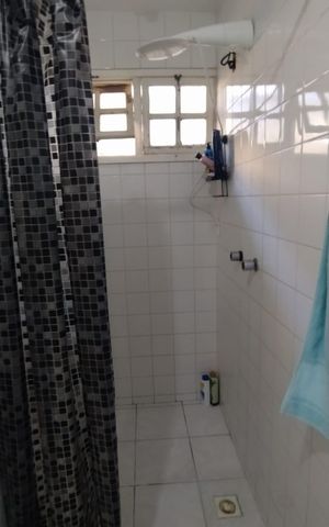 Casa de condomínio para alugar com 55m², 1 quarto e 1 vaga Casa de condomínio para alugar com 55m², 1 quarto e 1 vagaBanheiro