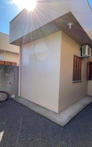 Casa para alugar com 55m², 2 quartos e 1 vaga