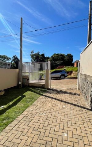 Casa para alugar com 55m², 2 quartos e 1 vaga