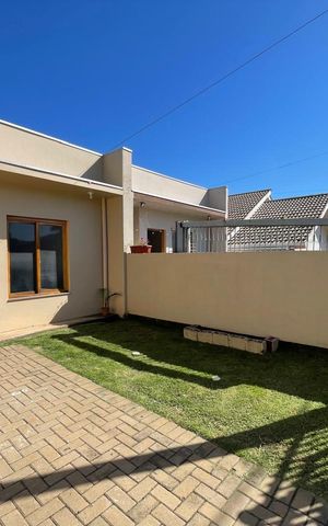 Casa para alugar com 55m², 2 quartos e 1 vaga