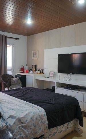 Casa à venda com 249m², 4 quartos e 2 vagas Casa à venda com 249m², 4 quartos e 2 vagasQuarto 4