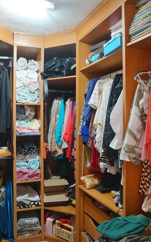 Casa à venda com 249m², 4 quartos e 2 vagas Casa à venda com 249m², 4 quartos e 2 vagasCloset do quarto 4