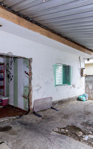 Casa à venda com 120m², 3 quartos e 2 vagas Casa à venda com 120m², 3 quartos e 2 vagasGaragem