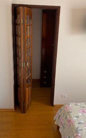 Casa à venda com 164m², 3 quartos e 2 vagas Casa à venda com 164m², 3 quartos e 2 vagasQuarto